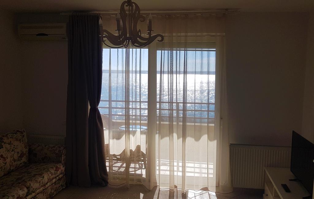 Voyage Residence Мамая Екстериор снимка